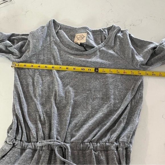 Chaser Shirred Peplum Sleeve Drawstring Mini Dress Streaky Grey Med - Picture 9 of 10